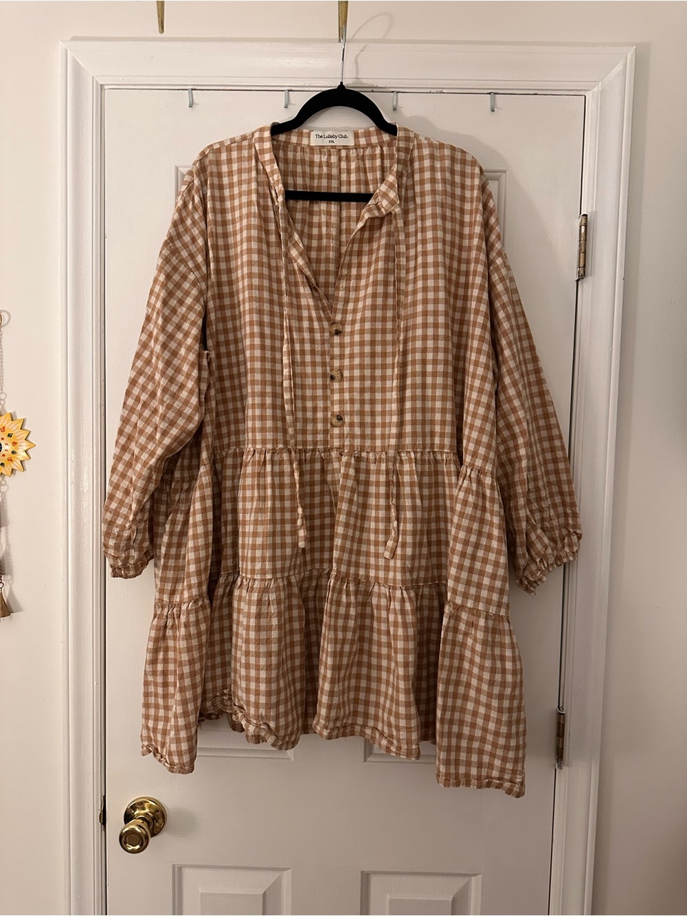 The Lullaby Club Tan & White Gingham Tiered Mini Dress